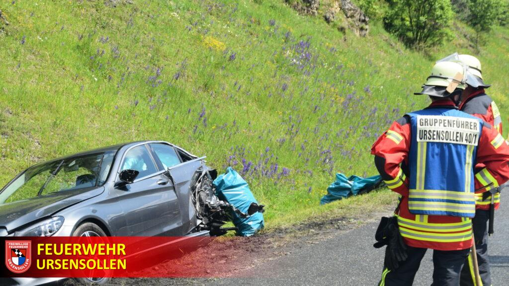 #THL 3 #VU #1 oder 2 PKW, Person eingeklemmt