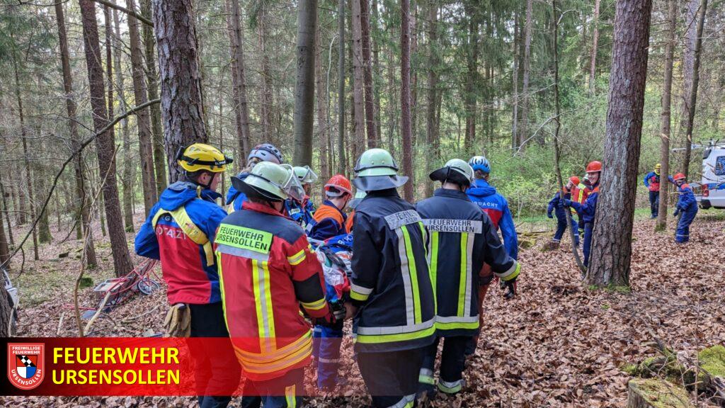 Gemeinsame Einsatzübung der Bergwacht Amberg-Sulzbach und der Feuerwehr Ursensollen